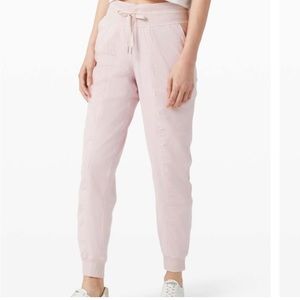 Lululemon Dance Studio Jogger Size 4 Pale Pink EUC